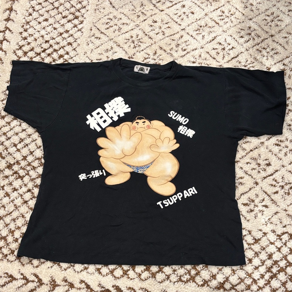 Black Sumo Graphic Women's Tee